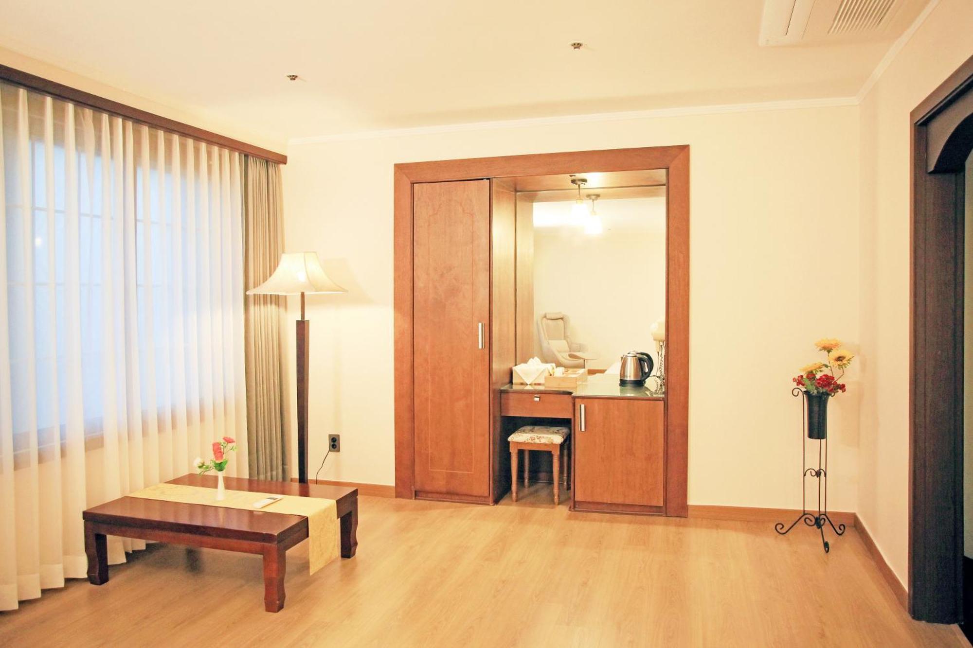 Ramada By Wyndham Suanbo Hotel Chungju Luaran gambar